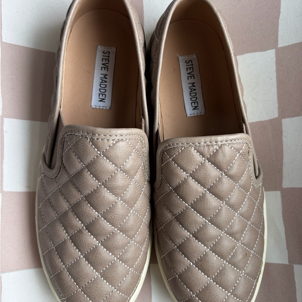 Steve Madden Quilted Slip-On Mules in Metallic Taupe